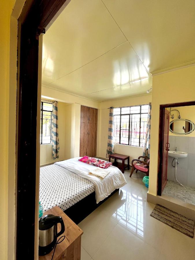 Heemstede Hotel Shillong Luaran gambar